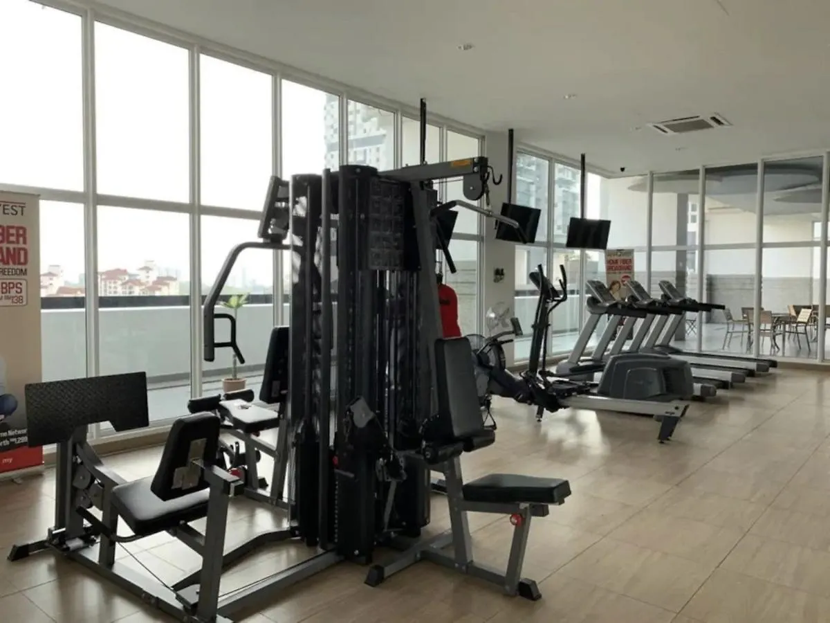 Twin Galaxy Residences Free Shuttle Bus Near Ciq Johor Bahru 0*,  Malajsie